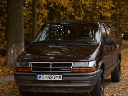 Крайслер Гранд Вояджер 1993 в Виннице на Automoto.ua Красный Крайслер Гранд Вояджер, объемом двигателя 2.5 л и пробегом 260 тыс. км за 4000 $, фото 1 на Automoto.ua