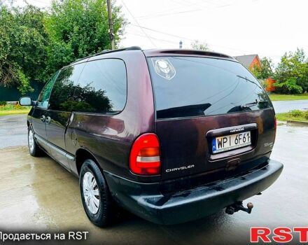 Крайслер Гранд Вояджер, объемом двигателя 2.5 л и пробегом 425 тыс. км за 1500 $, фото 5 на Automoto.ua