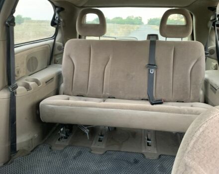 Крайслер Grand Voyager, об'ємом двигуна 2.5 л та пробігом 450 тис. км за 2000 $, фото 2 на Automoto.ua