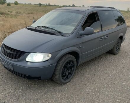 Крайслер Grand Voyager, об'ємом двигуна 2.5 л та пробігом 450 тис. км за 2000 $, фото 3 на Automoto.ua