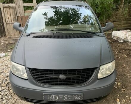 Крайслер Grand Voyager, об'ємом двигуна 2.5 л та пробігом 450 тис. км за 2000 $, фото 1 на Automoto.ua