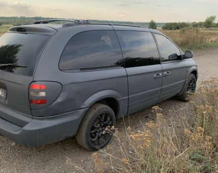 Крайслер Grand Voyager, об'ємом двигуна 2.5 л та пробігом 450 тис. км за 2000 $, фото 6 на Automoto.ua