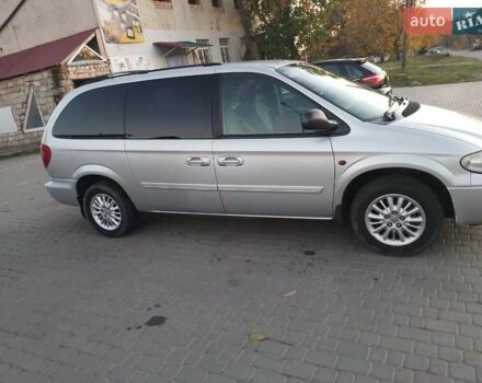 Крайслер Grand Voyager, об'ємом двигуна 2.8 л та пробігом 200 тис. км за 6200 $, фото 18 на Automoto.ua
