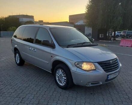 Крайслер Гранд Вояджер, объемом двигателя 2.8 л и пробегом 200 тыс. км за 5300 $, фото 1 на Automoto.ua