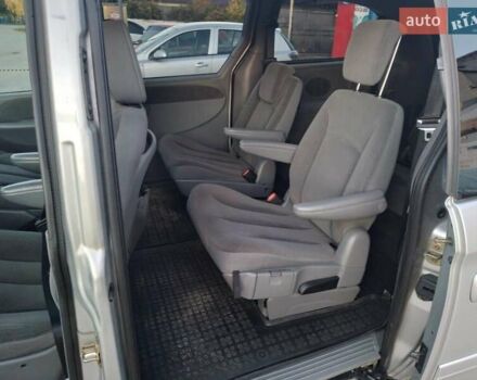 Крайслер Grand Voyager, об'ємом двигуна 2.8 л та пробігом 200 тис. км за 6200 $, фото 12 на Automoto.ua