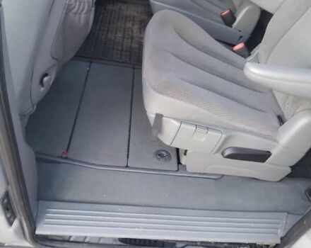 Крайслер Grand Voyager, об'ємом двигуна 2.8 л та пробігом 200 тис. км за 6200 $, фото 15 на Automoto.ua