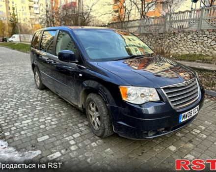 Крайслер Grand Voyager, об'ємом двигуна 2.8 л та пробігом 120 тис. км за 3950 $, фото 2 на Automoto.ua