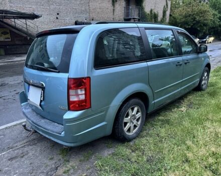 Крайслер Гранд Вояджер, объемом двигателя 3.8 л и пробегом 280 тыс. км за 3500 $, фото 1 на Automoto.ua