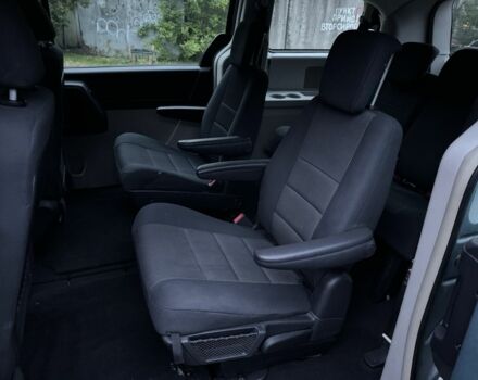 Крайслер Гранд Вояджер, объемом двигателя 3.8 л и пробегом 280 тыс. км за 3500 $, фото 6 на Automoto.ua