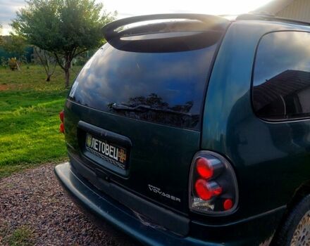 Крайслер Grand Voyager, об'ємом двигуна 3.3 л та пробігом 235 тис. км за 2500 $, фото 1 на Automoto.ua