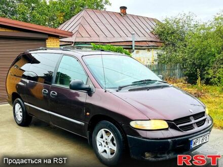 Крайслер Grand Voyager, об'ємом двигуна 2.5 л та пробігом 425 тис. км за 1500 $, фото 1 на Automoto.ua