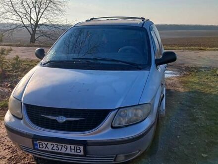 Крайслер Grand Voyager, об'ємом двигуна 2.5 л та пробігом 280 тис. км за 3700 $, фото 1 на Automoto.ua