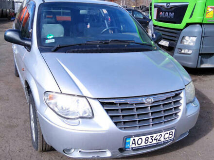 Крайслер Grand Voyager, об'ємом двигуна 2.78 л та пробігом 260 тис. км за 6600 $, фото 1 на Automoto.ua