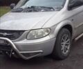 Сірий Крайслер Grand Voyager, об'ємом двигуна 2.5 л та пробігом 486 тис. км за 4500 $, фото 2 на Automoto.ua