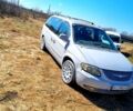 Сірий Крайслер Grand Voyager, об'ємом двигуна 2.5 л та пробігом 300 тис. км за 2000 $, фото 2 на Automoto.ua