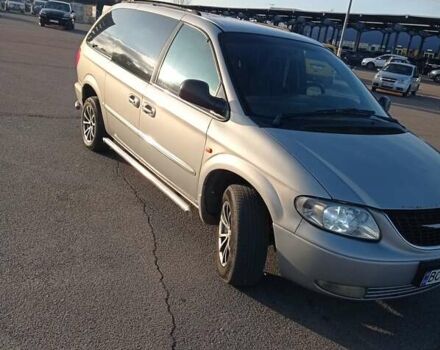 Сірий Крайслер Grand Voyager, об'ємом двигуна 2.5 л та пробігом 486 тис. км за 4500 $, фото 4 на Automoto.ua