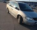 Сірий Крайслер Grand Voyager, об'ємом двигуна 2.5 л та пробігом 486 тис. км за 4500 $, фото 4 на Automoto.ua
