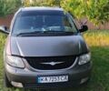 Сірий Крайслер Grand Voyager, об'ємом двигуна 3.3 л та пробігом 360 тис. км за 5385 $, фото 1 на Automoto.ua
