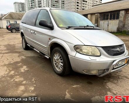 Серый Крайслер Гранд Вояджер, объемом двигателя 2.5 л и пробегом 289 тыс. км за 2500 $, фото 3 на Automoto.ua