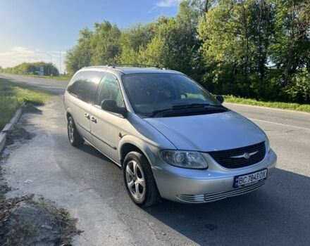 Сірий Крайслер Grand Voyager, об'ємом двигуна 0.25 л та пробігом 320 тис. км за 4500 $, фото 3 на Automoto.ua