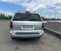 Серый Крайслер Гранд Вояджер, объемом двигателя 2.8 л и пробегом 335 тыс. км за 6000 $, фото 4 на Automoto.ua