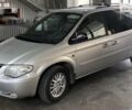 Сірий Крайслер Grand Voyager, об'ємом двигуна 2.8 л та пробігом 230 тис. км за 9000 $, фото 1 на Automoto.ua