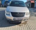 Сірий Крайслер Grand Voyager, об'ємом двигуна 2.8 л та пробігом 200 тис. км за 6200 $, фото 1 на Automoto.ua