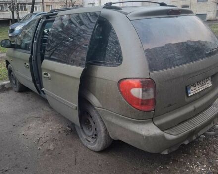 Серый Крайслер Гранд Вояджер, объемом двигателя 2.8 л и пробегом 300 тыс. км за 5500 $, фото 2 на Automoto.ua