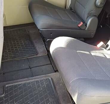 Сірий Крайслер Grand Voyager, об'ємом двигуна 2.78 л та пробігом 310 тис. км за 7300 $, фото 7 на Automoto.ua