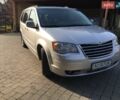 Сірий Крайслер Grand Voyager, об'ємом двигуна 2.8 л та пробігом 185 тис. км за 10500 $, фото 1 на Automoto.ua