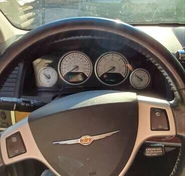 Сірий Крайслер Grand Voyager, об'ємом двигуна 2.78 л та пробігом 310 тис. км за 7300 $, фото 14 на Automoto.ua