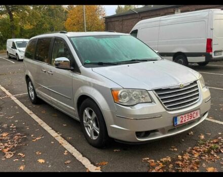Серый Крайслер Гранд Вояджер, объемом двигателя 2.8 л и пробегом 238 тыс. км за 5999 $, фото 7 на Automoto.ua