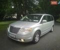 Сірий Крайслер Grand Voyager, об'ємом двигуна 2.8 л та пробігом 200 тис. км за 6300 $, фото 1 на Automoto.ua