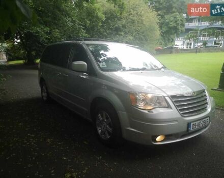 Сірий Крайслер Grand Voyager, об'ємом двигуна 2.8 л та пробігом 200 тис. км за 6300 $, фото 7 на Automoto.ua