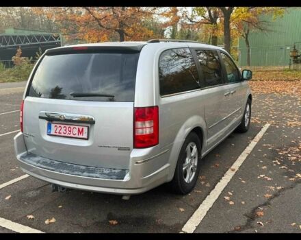 Серый Крайслер Гранд Вояджер, объемом двигателя 2.8 л и пробегом 238 тыс. км за 5999 $, фото 10 на Automoto.ua