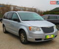 Серый Крайслер Гранд Вояджер, объемом двигателя 2.78 л и пробегом 333 тыс. км за 11500 $, фото 1 на Automoto.ua