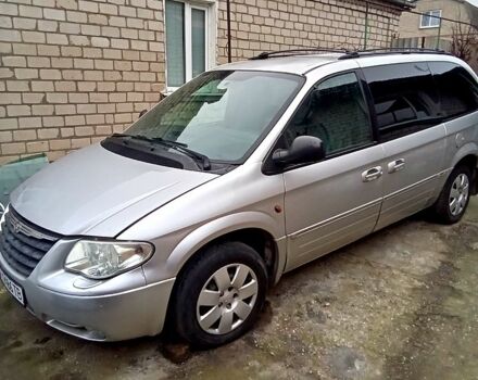 Серый Крайслер Гранд Вояджер, объемом двигателя 2.8 л и пробегом 310 тыс. км за 2500 $, фото 1 на Automoto.ua