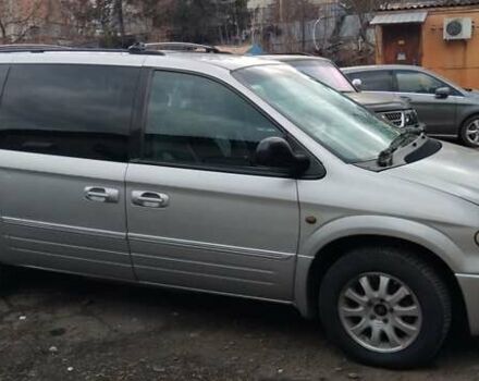 Сірий Крайслер Grand Voyager, об'ємом двигуна 2.8 л та пробігом 363 тис. км за 5248 $, фото 1 на Automoto.ua