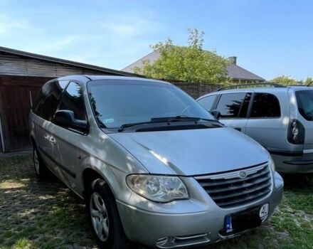Сірий Крайслер Grand Voyager, об'ємом двигуна 0 л та пробігом 260 тис. км за 3934 $, фото 1 на Automoto.ua