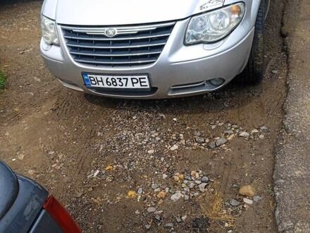 Крайслер Grand Voyager 2006 у Белгород-Днестровском на Automoto.ua Сірий Крайслер Grand Voyager, об'ємом двигуна 2.8 л та пробігом 250 тис. км за 7500 $, фото 1 на Automoto.ua