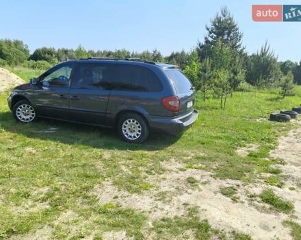 Синій Крайслер Grand Voyager, об'ємом двигуна 2.5 л та пробігом 383 тис. км за 2400 $, фото 3 на Automoto.ua