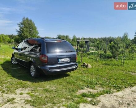 Синій Крайслер Grand Voyager, об'ємом двигуна 2.5 л та пробігом 383 тис. км за 2400 $, фото 4 на Automoto.ua