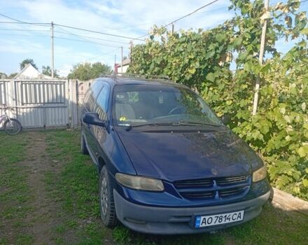 Крайслер Гранд Вояджер 2001 в Береговом на Automoto.ua Синий Крайслер Гранд Вояджер, объемом двигателя 2 л и пробегом 370 тыс. км за 1784 $, фото 2 на Automoto.ua
