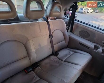 Синій Крайслер Grand Voyager, об'ємом двигуна 2.5 л та пробігом 378 тис. км за 4500 $, фото 13 на Automoto.ua