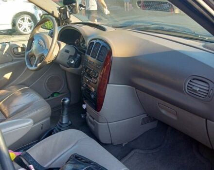 Синій Крайслер Grand Voyager, об'ємом двигуна 2.5 л та пробігом 278 тис. км за 3619 $, фото 6 на Automoto.ua