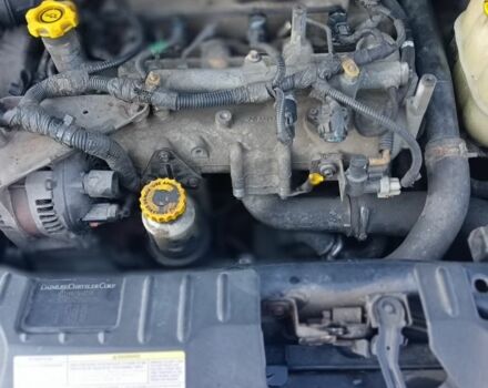 Синій Крайслер Grand Voyager, об'ємом двигуна 2.5 л та пробігом 278 тис. км за 3619 $, фото 3 на Automoto.ua