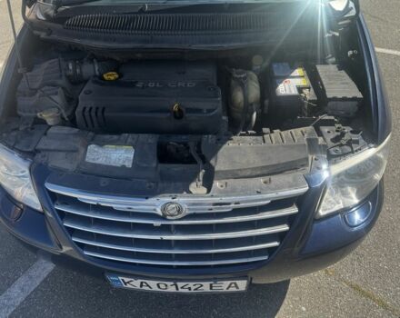 Синий Крайслер Гранд Вояджер, объемом двигателя 2.8 л и пробегом 308 тыс. км за 4500 $, фото 12 на Automoto.ua