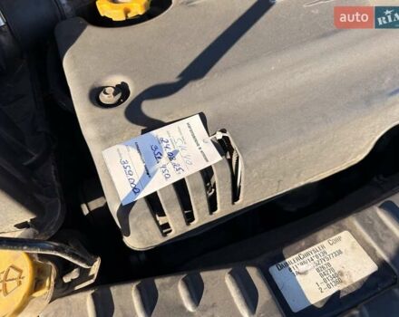 Синій Крайслер Grand Voyager, об'ємом двигуна 2.78 л та пробігом 353 тис. км за 8500 $, фото 23 на Automoto.ua