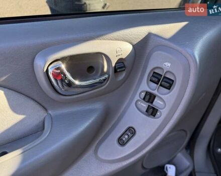 Синій Крайслер Grand Voyager, об'ємом двигуна 2.78 л та пробігом 353 тис. км за 8500 $, фото 16 на Automoto.ua