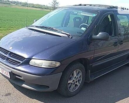 Синій Крайслер Grand Voyager, об'ємом двигуна 2.5 л та пробігом 293 тис. км за 2750 $, фото 1 на Automoto.ua